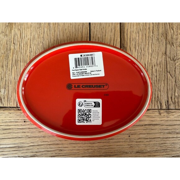 NEW Le Creuset Stoneware Oval Spoon Rest Cerise Cherry Red - Picture 2 of 4